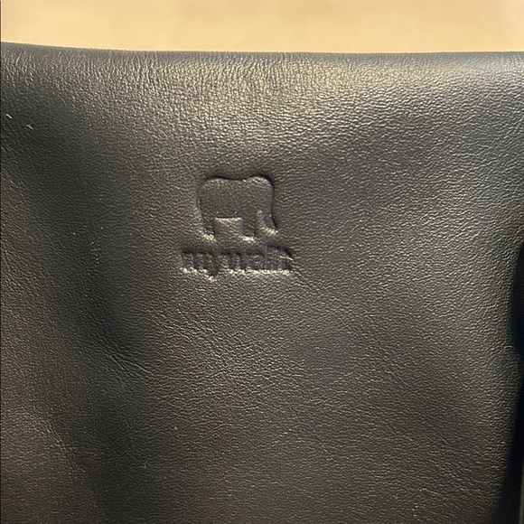 MyWalit Vintage Black and Purple Leather Bag - Picture 3 of 15